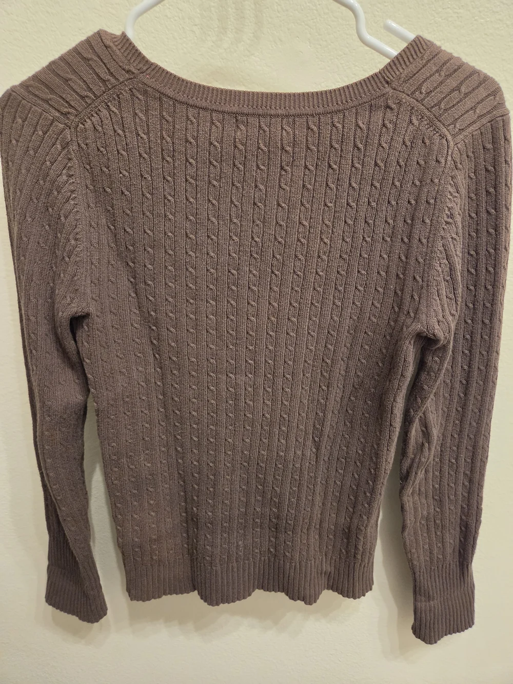 Vintage Y2K Old Navy Brown V-Neck Cable Knit Sweater with Pink Accent